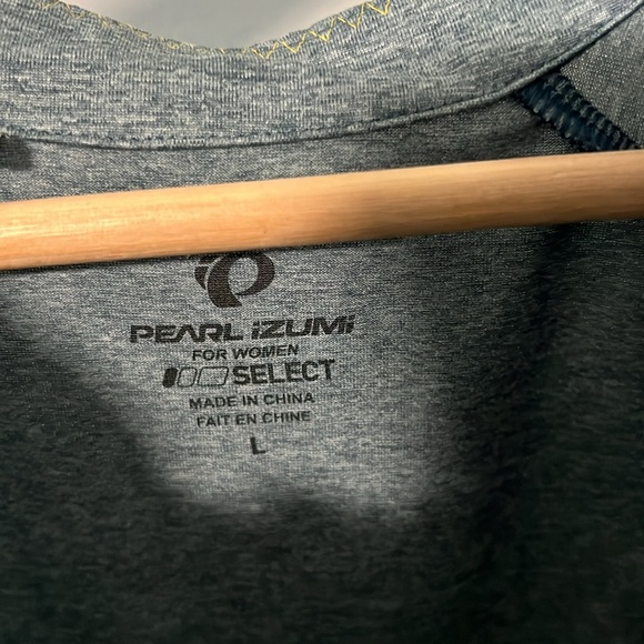 Pearl Izumi women’s cycling jersey - Picture 3 of 3